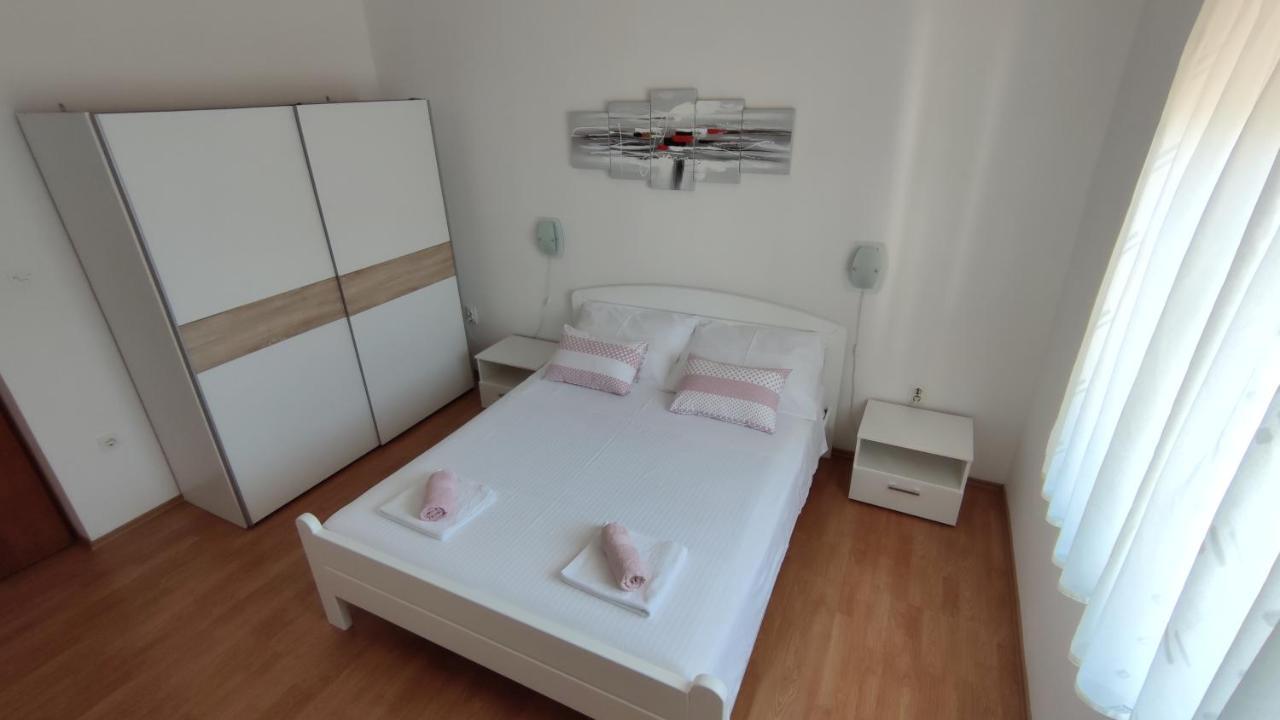 Apartment "Andrea" Сплит Екстериор снимка