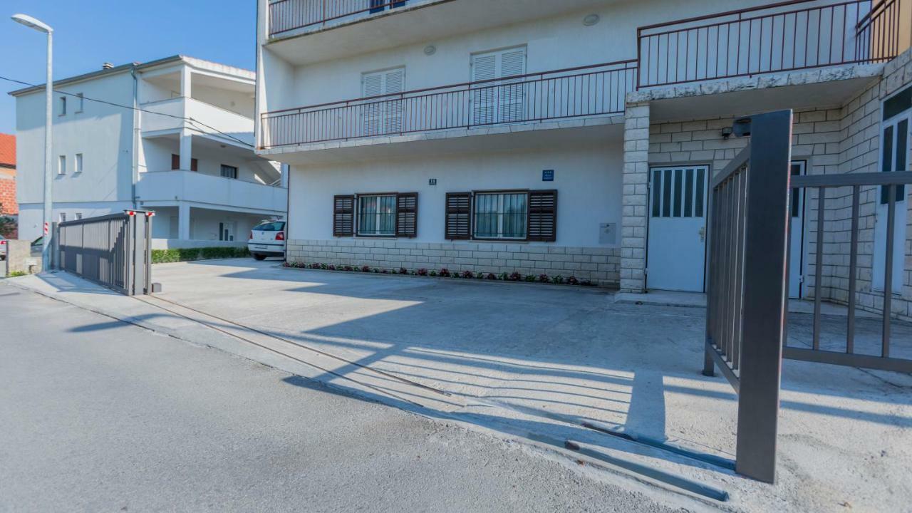 Apartment "Andrea" Сплит Екстериор снимка