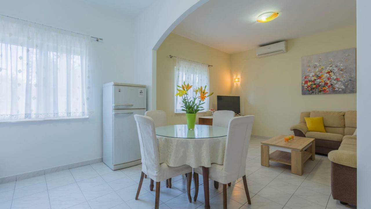 Apartment "Andrea" Сплит Екстериор снимка